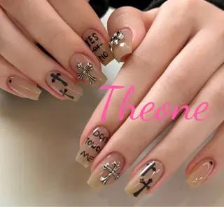 ネイル THE ONE 山本のネイルデザイン