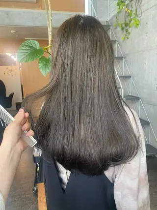 ロング カラー パーマ ヘアアレンジ メンズ キッズ ネイル マツエク・マツパ アイブロウ モリモト サナのヘアスタイル