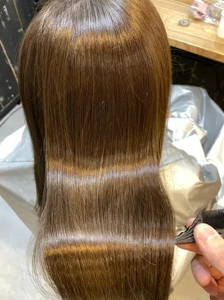 セミロング カラー パーマ 美髪矯正 🌈髪質改善 山下のヘアスタイル