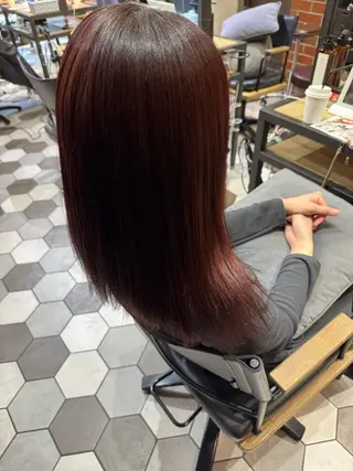 ミディアム カラー 近藤 愛理のヘアスタイル