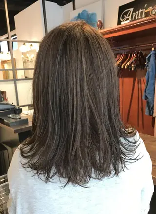 セミロング カラー パーマ パパで店長な戸田 健治【ショートヘア】のヘアスタイル