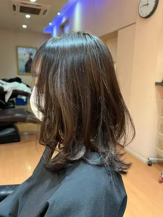 セミロング モッズ・ヘア 金沢店所属・柴田 綺音のヘアスタイル