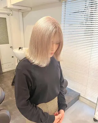 ショート カラー 髪質改善 Noe心斎橋店のヘアスタイル