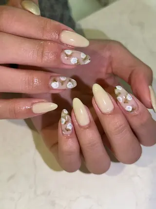 ネイル manami vi2のネイルデザイン