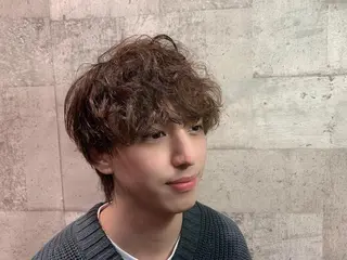 カラー パーマ メンズ 小野寺空也✂️ 似合わせショートのヘアスタイル