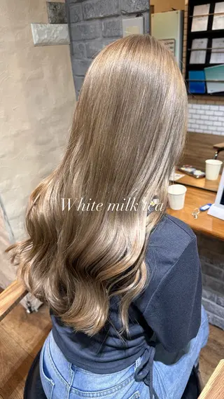 ミディアム La fith hair rond 立川店所属・kyosuke. 艶カラー/ブリーチのヘアスタイル