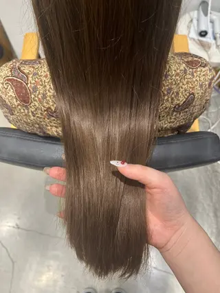 カラー 河合 萌のヘアスタイル