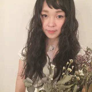 ロング パーマ toiro by lien hair atelier所属・池田 真由美のヘアスタイル