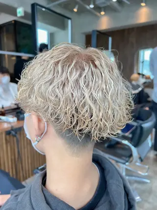 ショート パーマ メンズ 波巻きスパイラルパー マ/シャドウパーマ駿のヘアスタイル