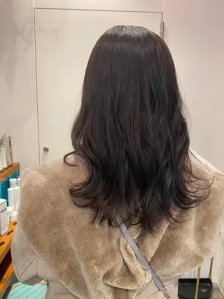 ミディアム カラー salowin渋谷kitaya park前所属・RIKA韓国ヘア/く びれヘア/上品カラーのヘアスタイル