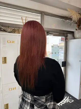 ロング カラー LOMARLIE/ NATUMIのヘアスタイル