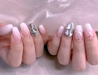 ネイル 美爪パラジェル導入店 Sunnilyのネイルデザイン