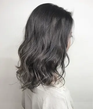 ミディアム カラー _WHITE+ 南海難波店のヘアスタイル