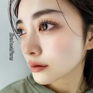 マツエク・マツパ 艶髪カラー💙ྀི/ アイ兼任👀/ミナルのヘアスタイル