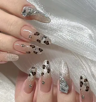 ネイル 山下 愛のネイルデザイン