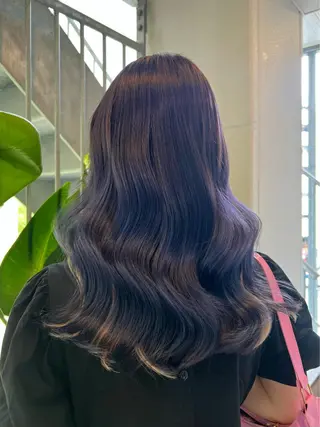 セミロング カラー ハイトーン&髪質改善 &韓国エクステ🤎のヘアスタイル