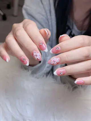 ネイル Lumi Nail 新大久保3‘のネイルデザイン