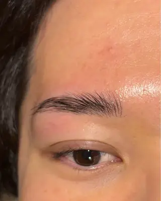メンズ アイブロウ エクステ/艶カラー /まつパ🌎はるかのマツエク・マツパデザイン