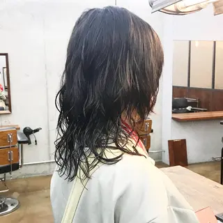 ミディアム パーマ メンズ ✂︎ウルフ・ショート ✂︎MIKUNIのヘアスタイル