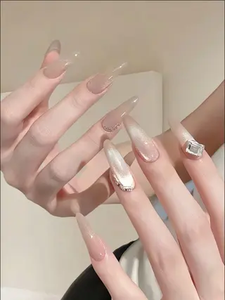 ネイル 清水 吹雪のネイルデザイン