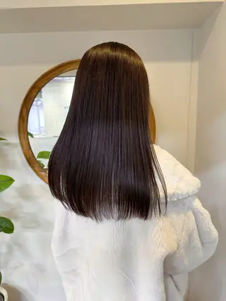 セミロング カラー 松尾 莉玖のヘアスタイル