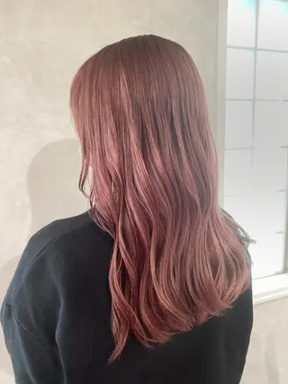 ロング ダブルカラー ブリーチ/kaitoのヘアスタイル