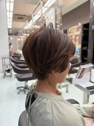 ショート ヘアーメイクWILL 西宮店所属・WILL西宮 藤原 佳奈/髪質改善/艶髪のヘアスタイル