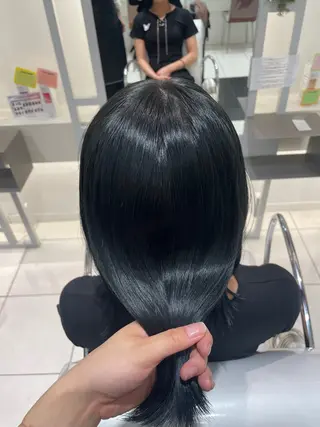 カラー 🦋チバ ミユカ🦋のヘアスタイル