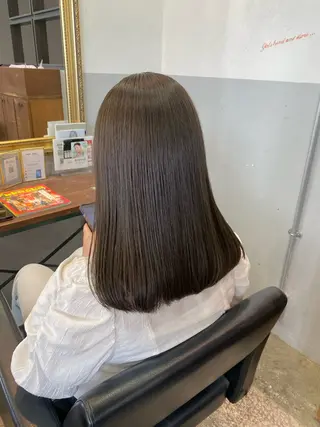 セミロング カラー tocca hair & treatment博多口店所属・【赤み消しカラー】 中野浩太のヘアスタイル