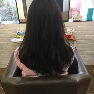 ロング カラー 上川 美幸のヘアスタイル