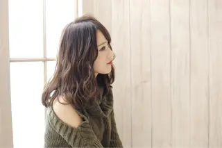 ミディアム カラー 森 早希絵のヘアスタイル