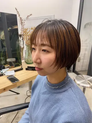 ショート カラー flamme Annaのヘアスタイル