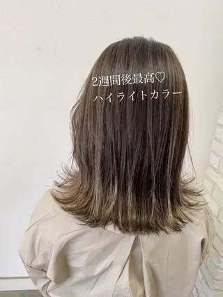 ミディアム 山本 茉希のヘアスタイル