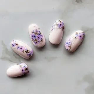 ネイル ナリタ・ マミのネイルデザイン