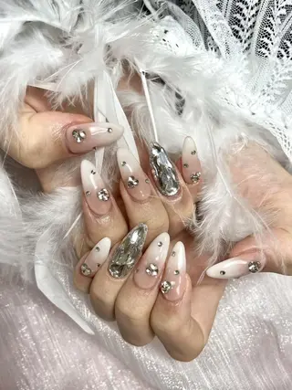 ネイル Yuli ネイルのネイルデザイン
