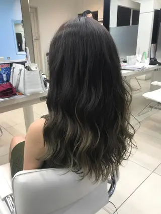 セミロング カラー どんな髪の悩みも解決 します✨田嶋俊一✨のヘアスタイル