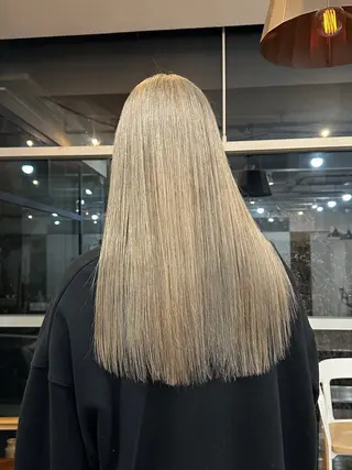 ロング カラー 磯　亜由香 🌷ブリーチのヘアスタイル