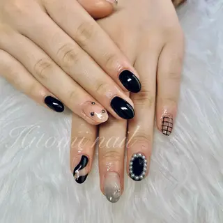 ネイル 大澤 瞳のネイルデザイン