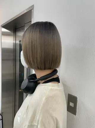 ミディアム Rico / bob/グレージュのヘアスタイル