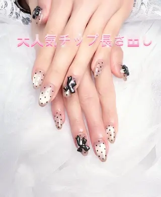 ネイル pink ladyサロン所属・べ にのネイルデザイン