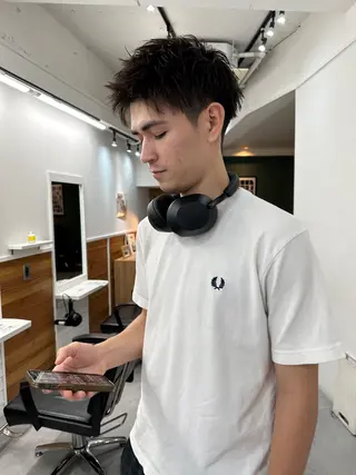 ショート メンズ グランジヘア 無造作ヘアHYUGAのヘアスタイル