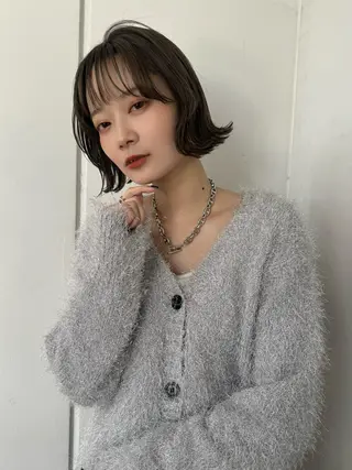 ショート 透明感カラー／ 今城愛友花のヘアスタイル