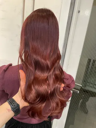 セミロング タニ トモのヘアスタイル