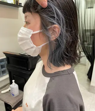 ミディアム 明石 歩樹のヘアスタイル
