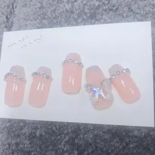 ネイル 結城 怜菜のネイルデザイン