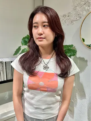 セミロング 石井 菜々のヘアスタイル