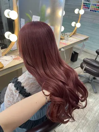 ロング カラー KEEN.渋沢/ 横溝小夏のヘアスタイル