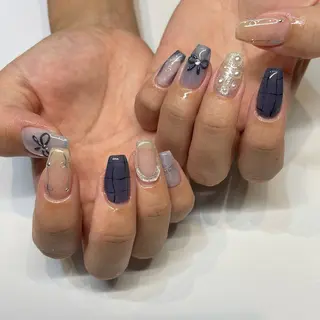 ネイル 糀屋 彩奈のネイルデザイン