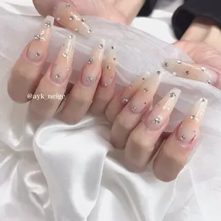 ネイル n'eige nail所属・大谷 綾香のネイルデザイン
