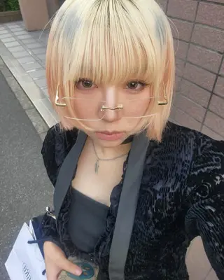 ショート カラー haco＋所属・圧倒的デザイン力 店長🎨RENAのヘアスタイル